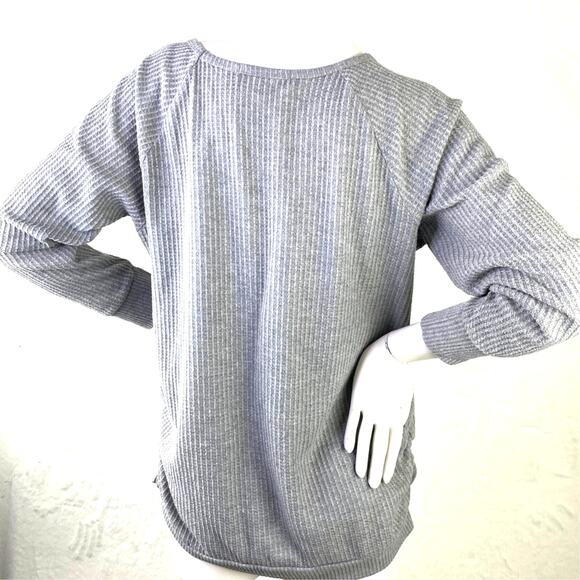 Two Beautiful Maternity Women V Neck LS Gray Waffle Knit Side Gathering Top S XL - Picture 4 of 9